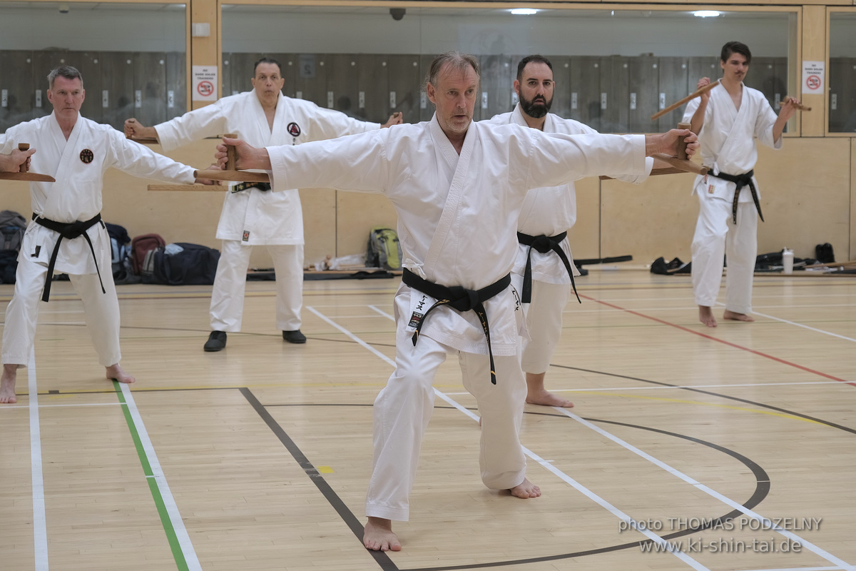 Ryûkyû Kobudô Lehrgang mit Kaichô Hiroshi Akamine in Liverpool 23.-26.8.2024