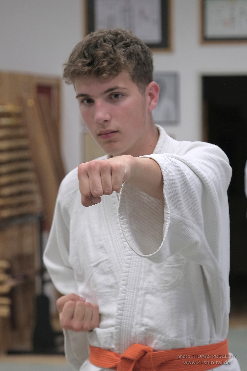 Ferienprogramm Sommer 2024 Karate und Kobudo