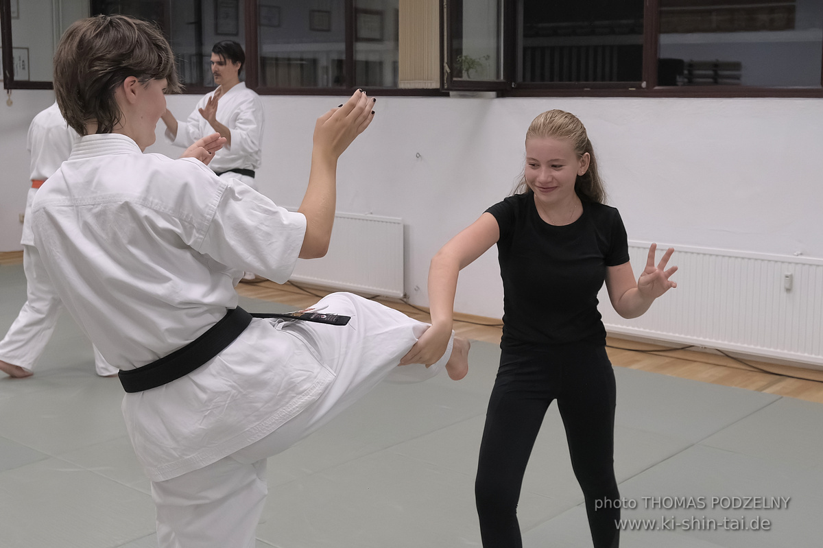 Ferienprogramm Sommer 2024 Karate und Kobudo