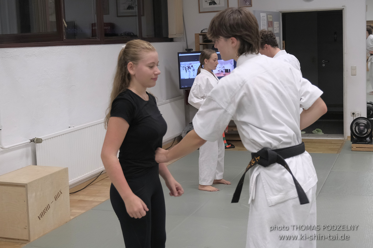 Ferienprogramm Sommer 2024 Karate und Kobudo