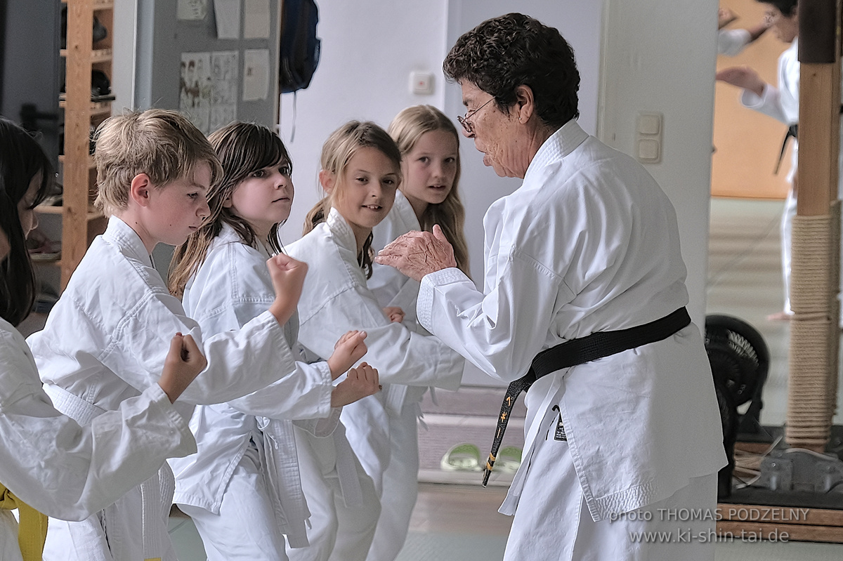  Uechiryu Karate Lehrgang mit Peggy Hess 8.Dan aus Florida/USA am 5.7.2024 