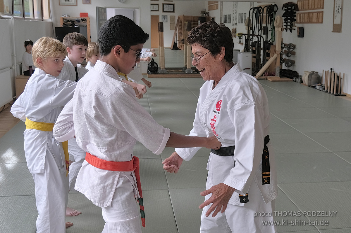  Uechiryu Karate Lehrgang mit Peggy Hess 8.Dan aus Florida/USA am 5.7.2024 