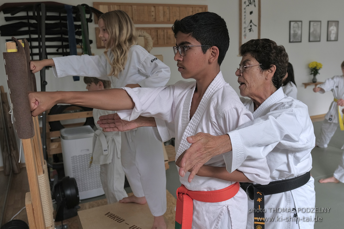  Uechiryu Karate Lehrgang mit Peggy Hess 8.Dan aus Florida/USA am 5.7.2024 