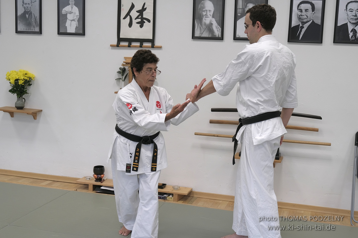  Uechiryu Karate Lehrgang mit Peggy Hess 8.Dan aus Florida/USA am 5.7.2024 