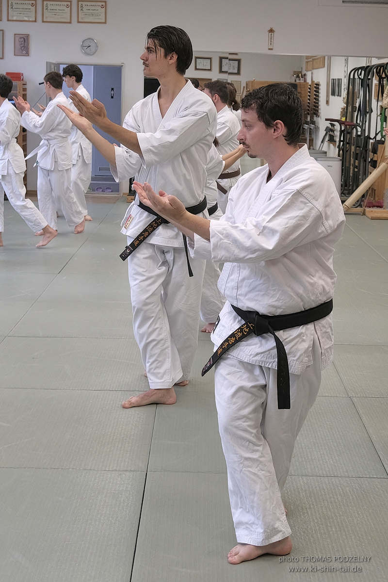  Uechiryu Karate Lehrgang mit Peggy Hess 8.Dan aus Florida/USA am 5.7.2024 