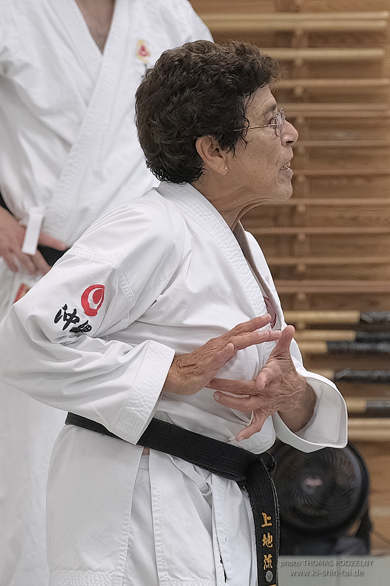  Uechiryu Karate Lehrgang mit Peggy Hess 8.Dan aus Florida/USA am 5.7.2024 