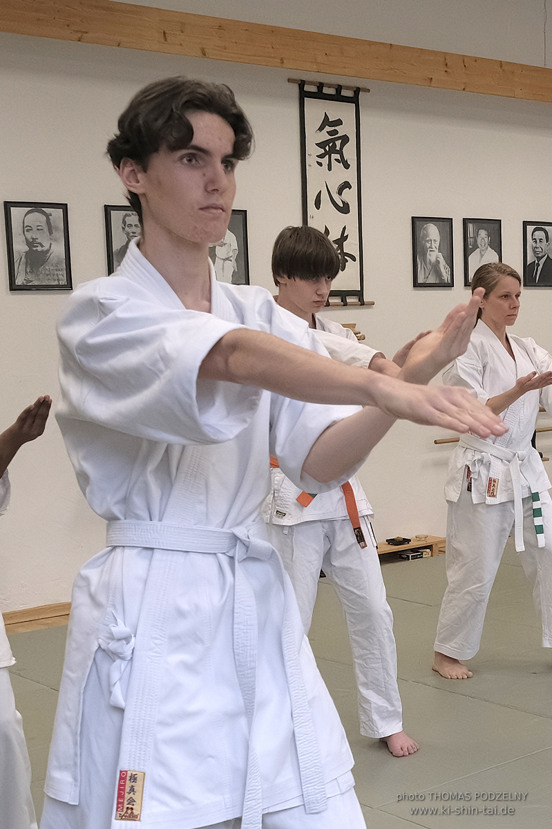  Uechiryu Karate Lehrgang mit Peggy Hess 8.Dan aus Florida/USA am 5.7.2024 