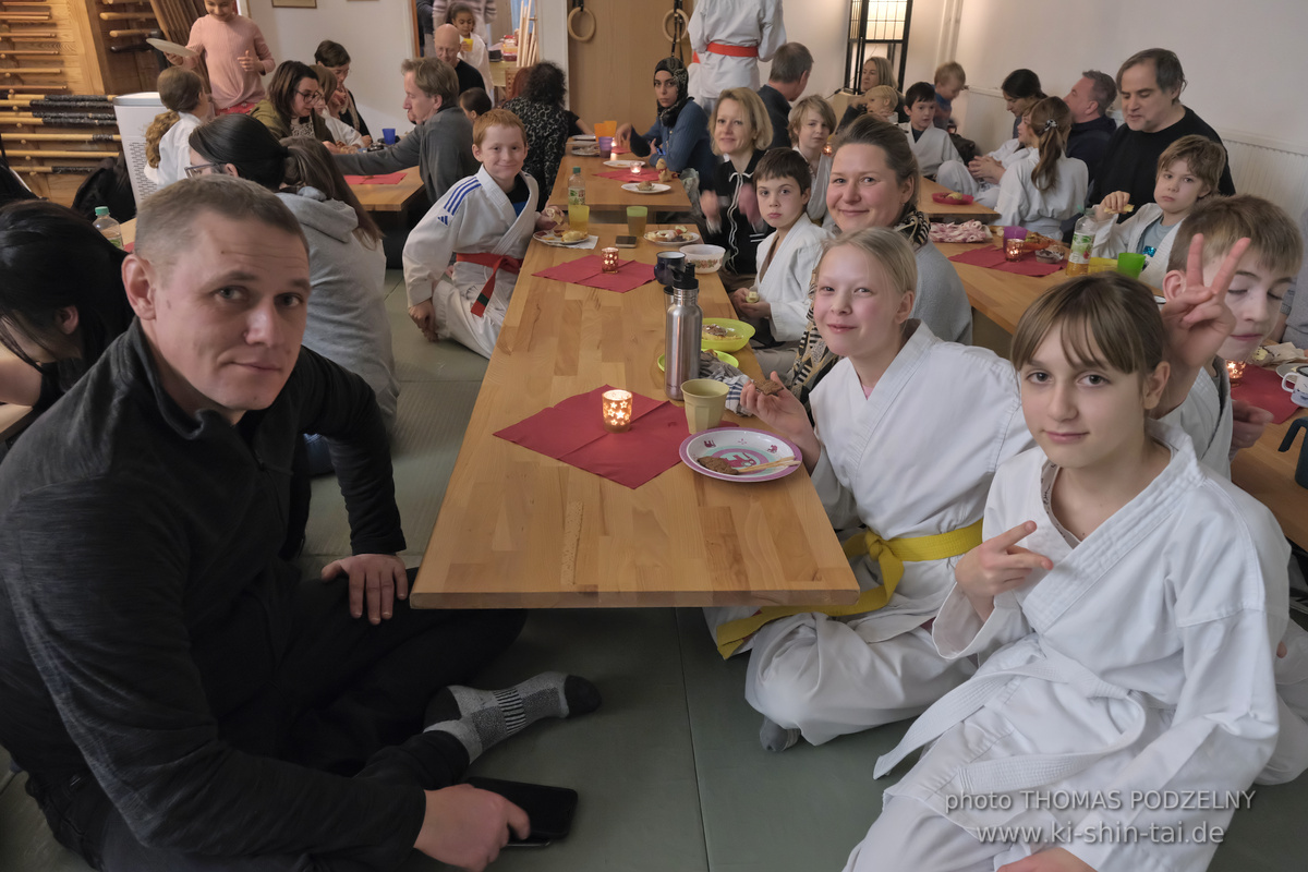 Weihnachtsfeier und Vorführungen der Budo-, Aikido- und Karate-Kids am 13.12.2024