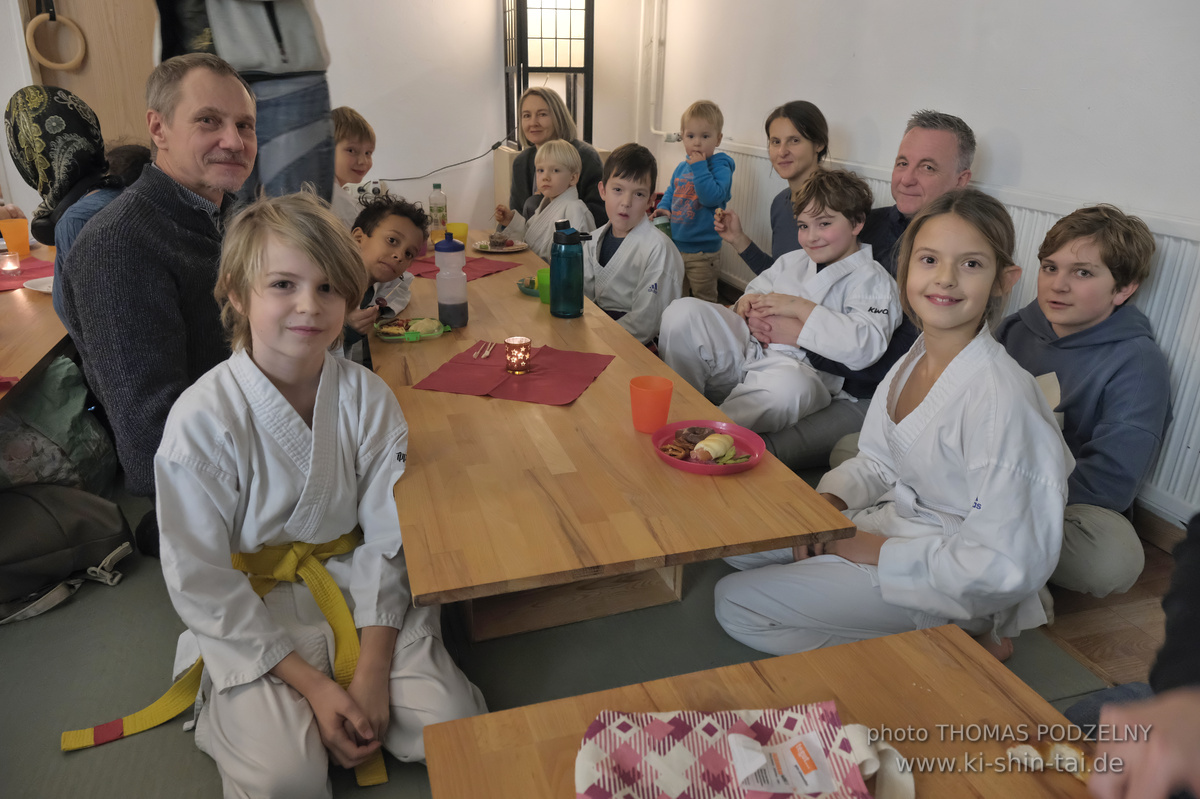 Weihnachtsfeier und Vorführungen der Budo-, Aikido- und Karate-Kids am 13.12.2024