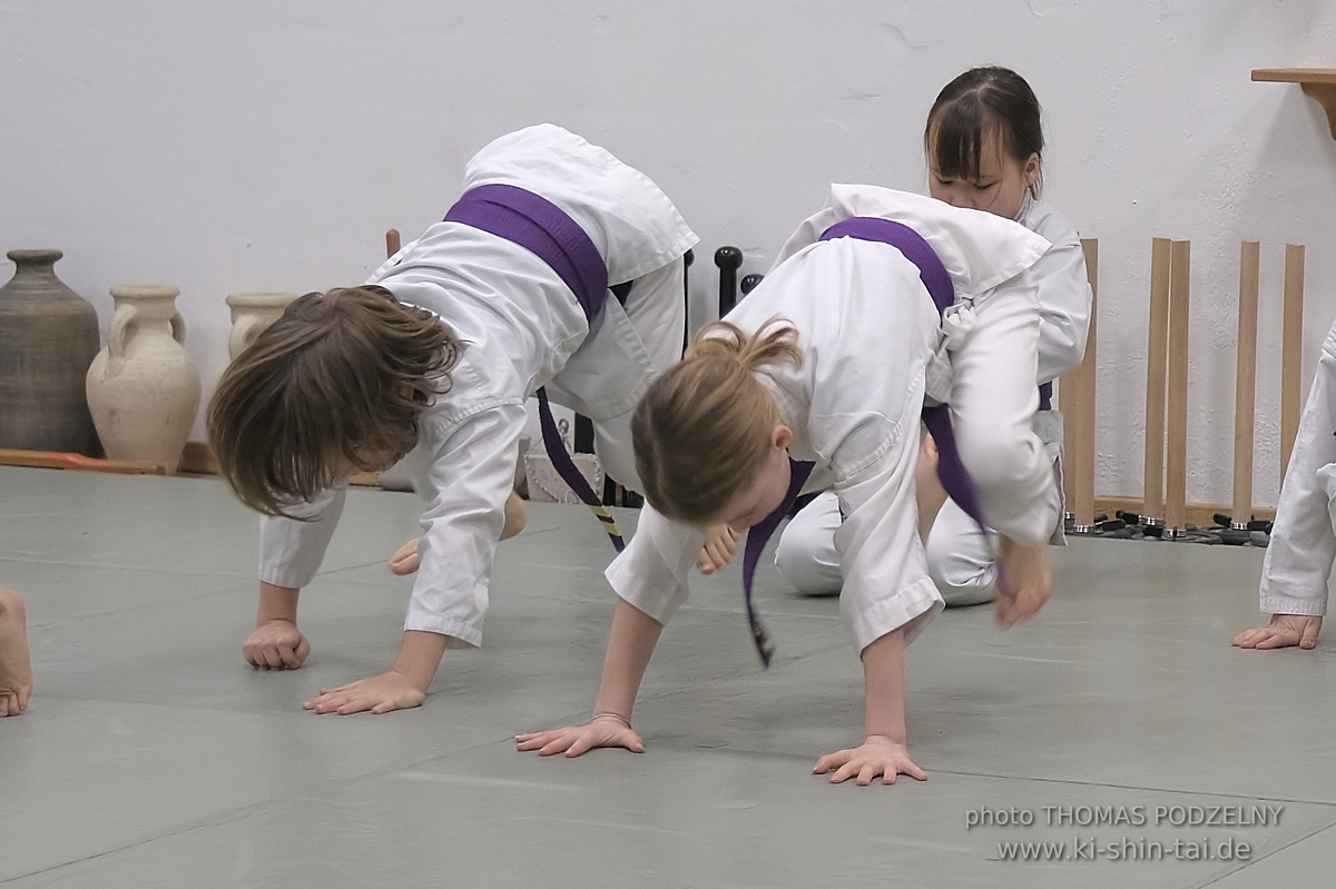 Weihnachtsfeier und Vorführungen der Budo-, Aikido- und Karate-Kids am 13.12.2024