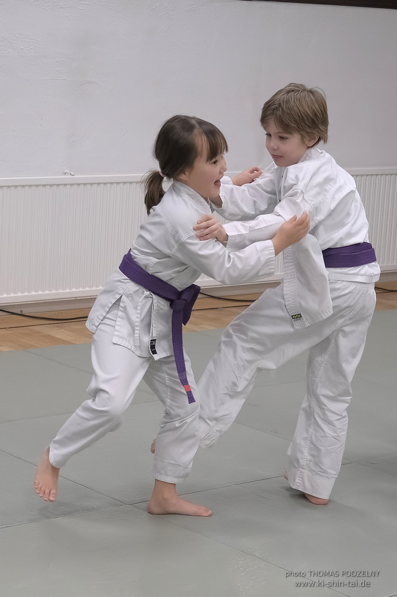 Weihnachtsfeier und Vorführungen der Budo-, Aikido- und Karate-Kids am 13.12.2024