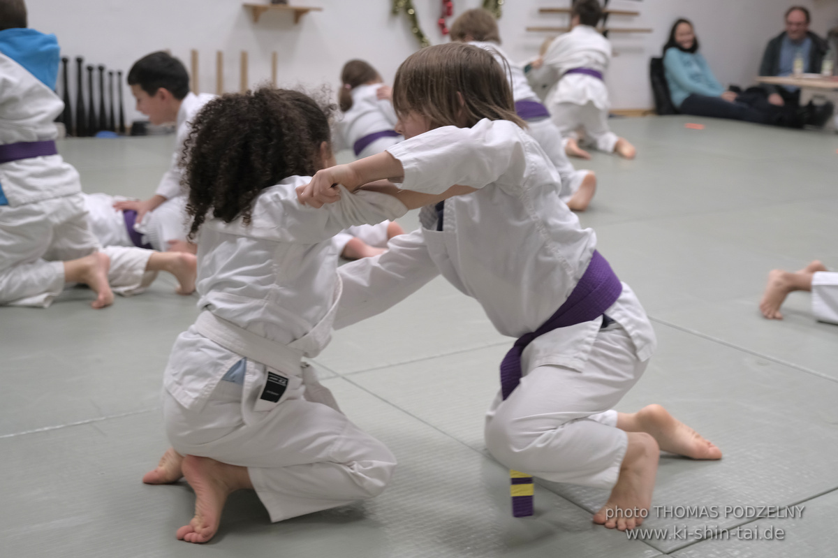 Weihnachtsfeier und Vorführungen der Budo-, Aikido- und Karate-Kids am 13.12.2024