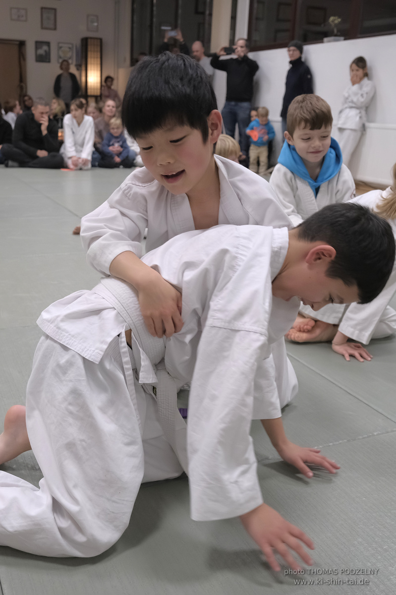 Weihnachtsfeier und Vorführungen der Budo-, Aikido- und Karate-Kids am 13.12.2024