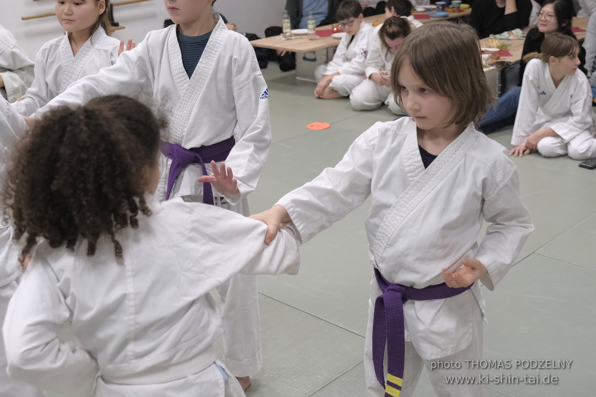 Weihnachtsfeier und Vorführungen der Budo-, Aikido- und Karate-Kids am 13.12.2024