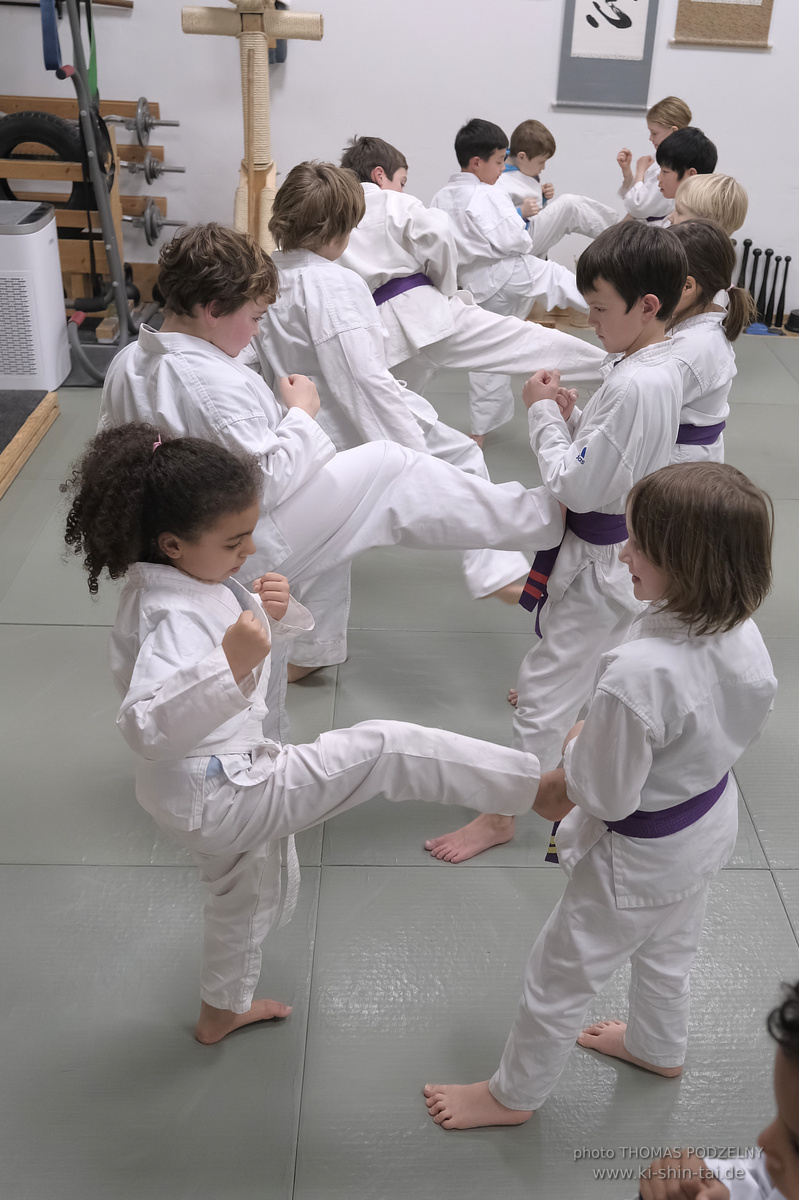 Weihnachtsfeier und Vorführungen der Budo-, Aikido- und Karate-Kids am 13.12.2024