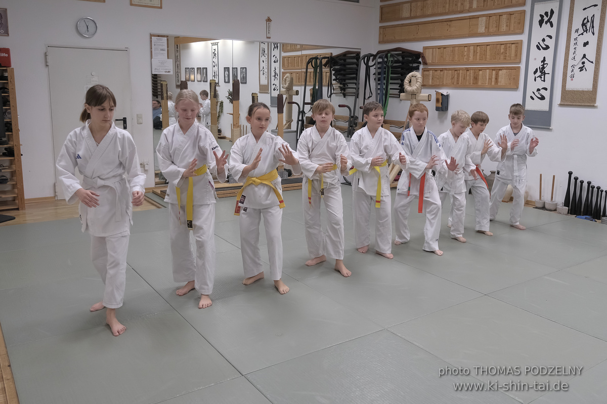 Weihnachtsfeier und Vorführungen der Budo-, Aikido- und Karate-Kids am 13.12.2024