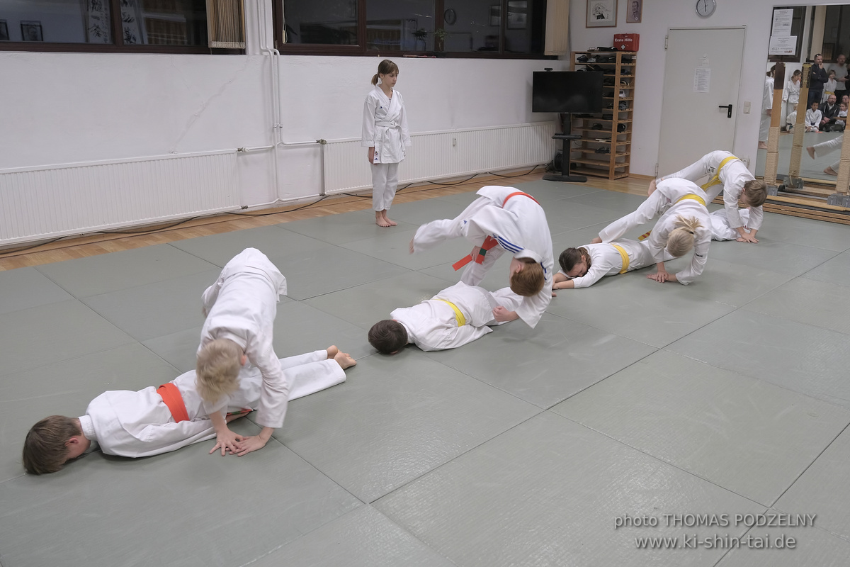 Weihnachtsfeier und Vorführungen der Budo-, Aikido- und Karate-Kids am 13.12.2024