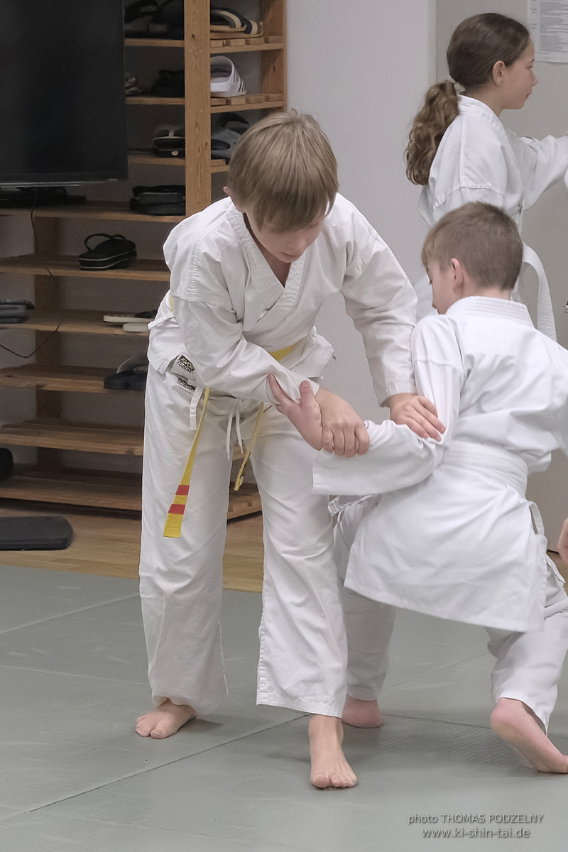 Weihnachtsfeier und Vorführungen der Budo-, Aikido- und Karate-Kids am 13.12.2024