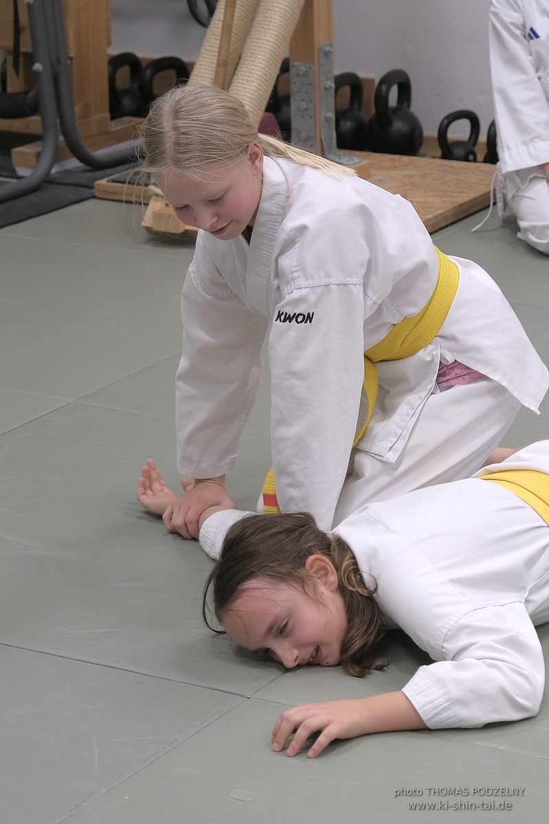 Weihnachtsfeier und Vorführungen der Budo-, Aikido- und Karate-Kids am 13.12.2024