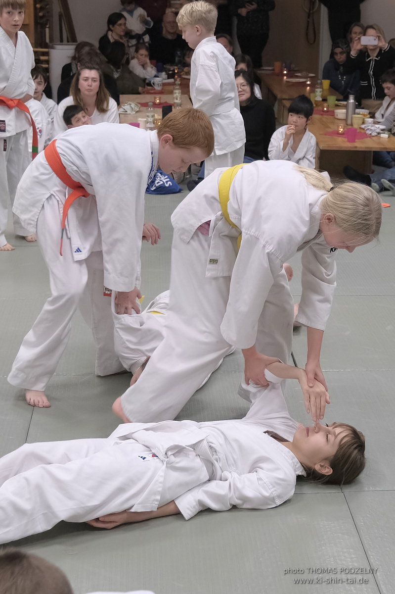 Weihnachtsfeier und Vorführungen der Budo-, Aikido- und Karate-Kids am 13.12.2024