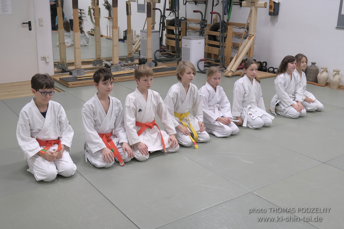 Weihnachtsfeier und Vorführungen der Budo-, Aikido- und Karate-Kids am 13.12.2024