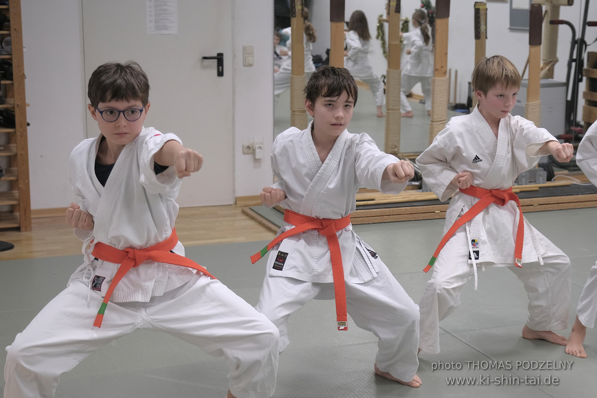 Weihnachtsfeier und Vorführungen der Budo-, Aikido- und Karate-Kids am 13.12.2024