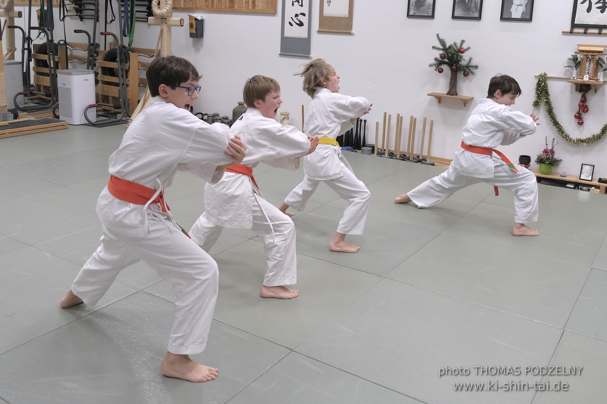 Weihnachtsfeier und Vorführungen der Budo-, Aikido- und Karate-Kids am 13.12.2024