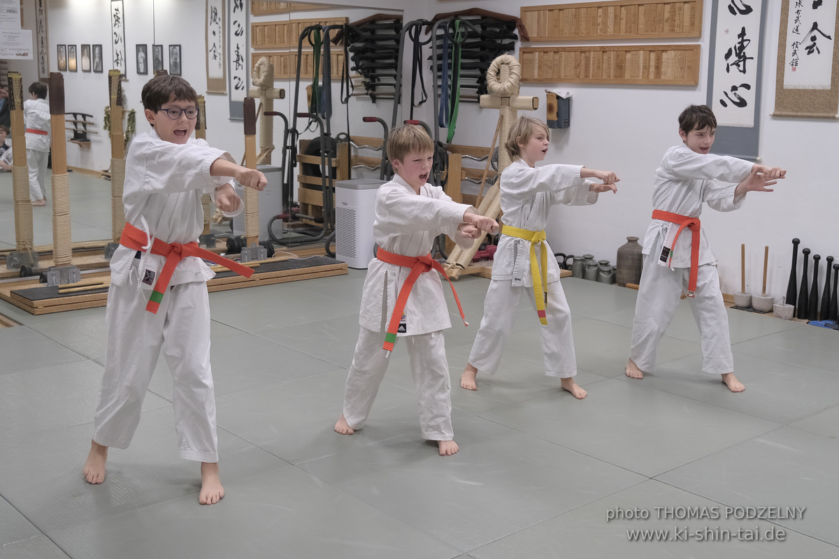 Weihnachtsfeier und Vorführungen der Budo-, Aikido- und Karate-Kids am 13.12.2024