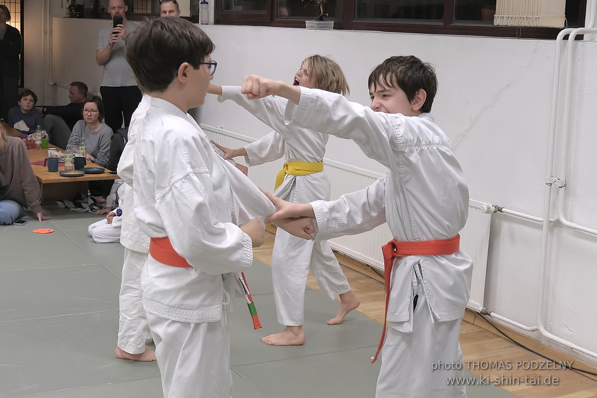 Weihnachtsfeier und Vorführungen der Budo-, Aikido- und Karate-Kids am 13.12.2024