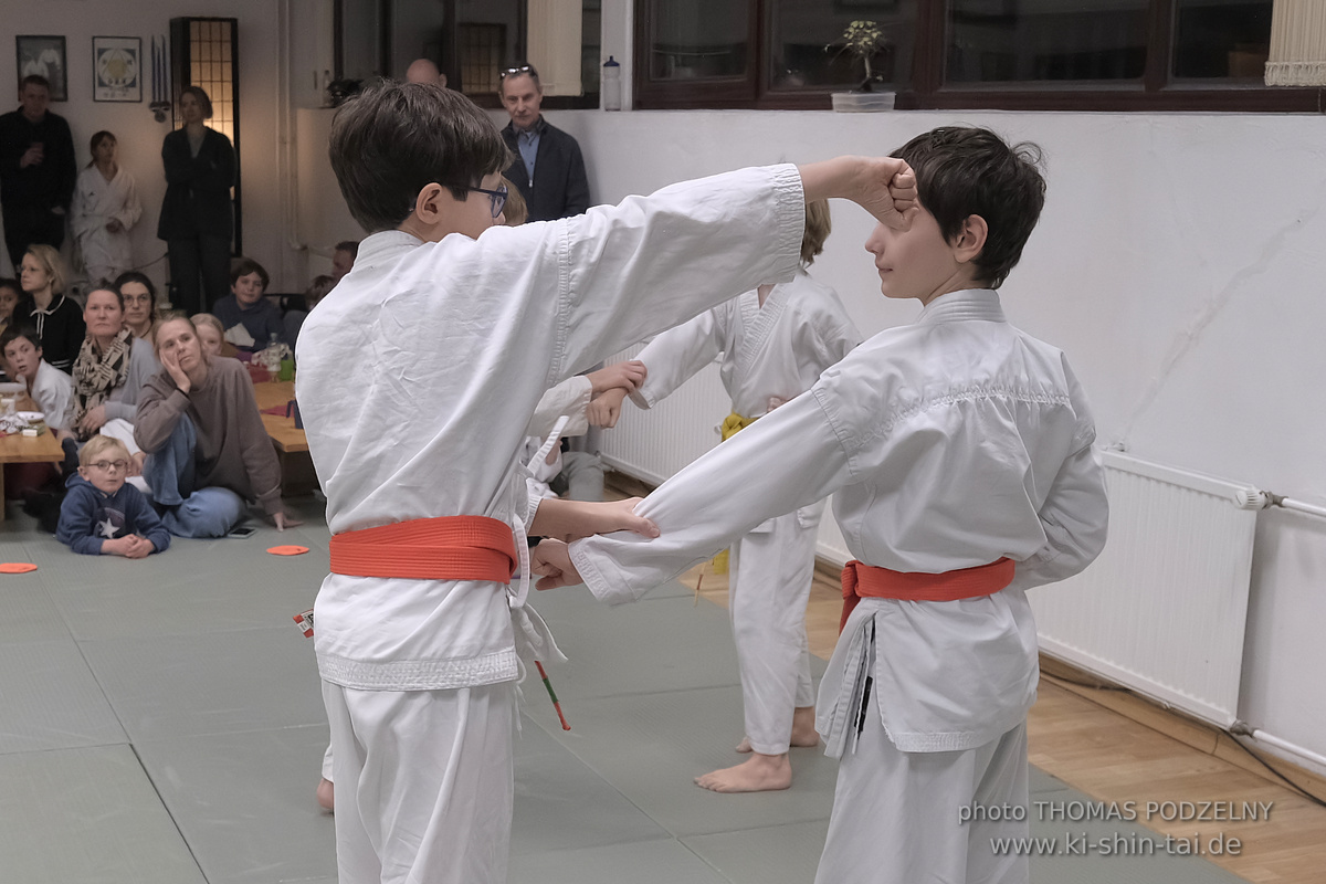 Weihnachtsfeier und Vorführungen der Budo-, Aikido- und Karate-Kids am 13.12.2024