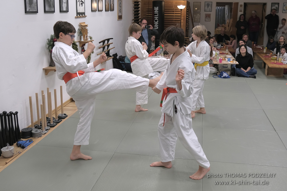 Weihnachtsfeier und Vorführungen der Budo-, Aikido- und Karate-Kids am 13.12.2024