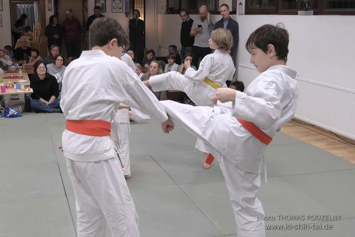 Weihnachtsfeier und Vorführungen der Budo-, Aikido- und Karate-Kids am 13.12.2024