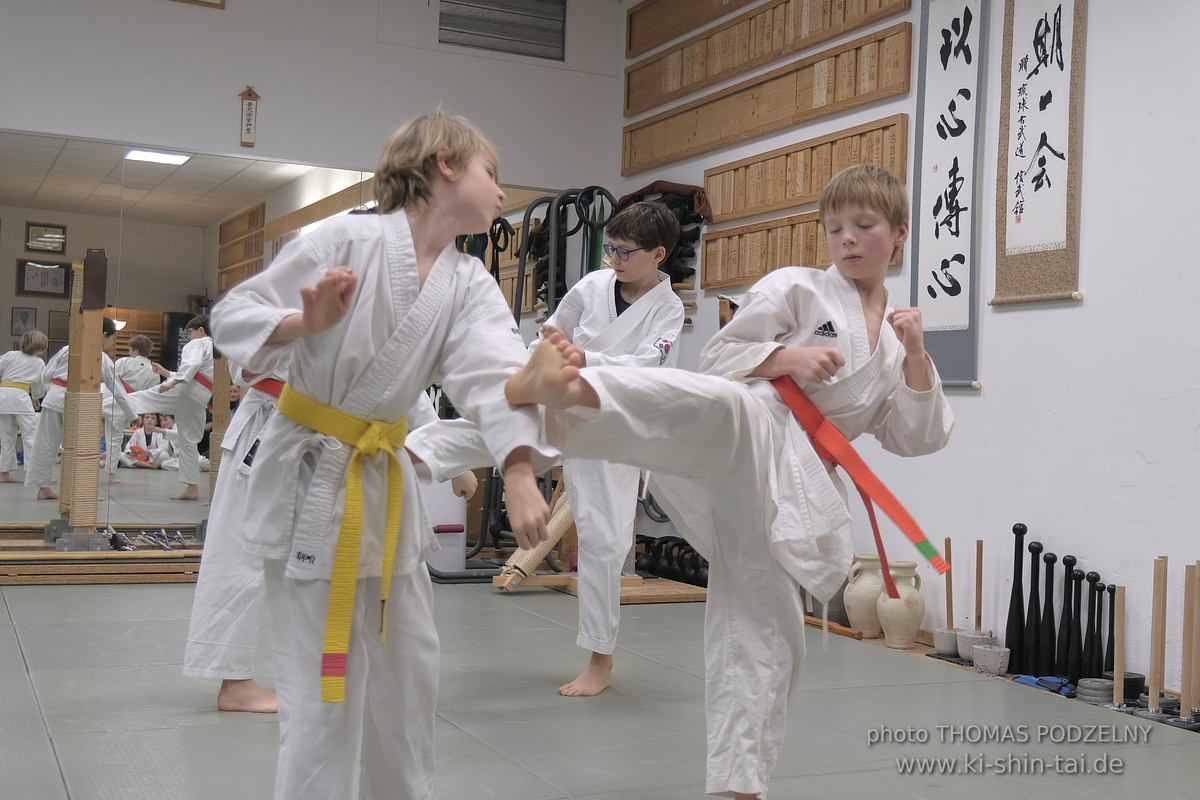 Weihnachtsfeier und Vorführungen der Budo-, Aikido- und Karate-Kids am 13.12.2024